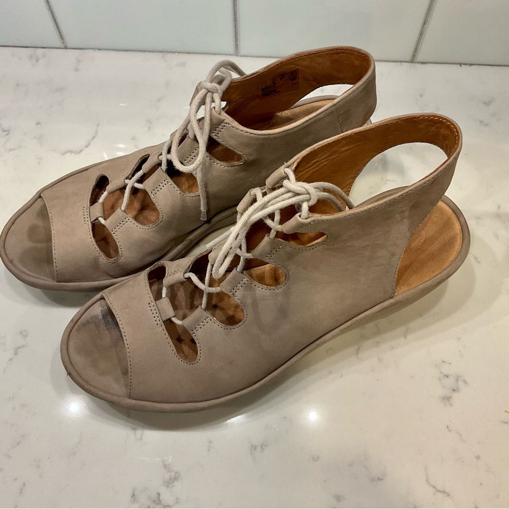 Clarks Artisan Wedges